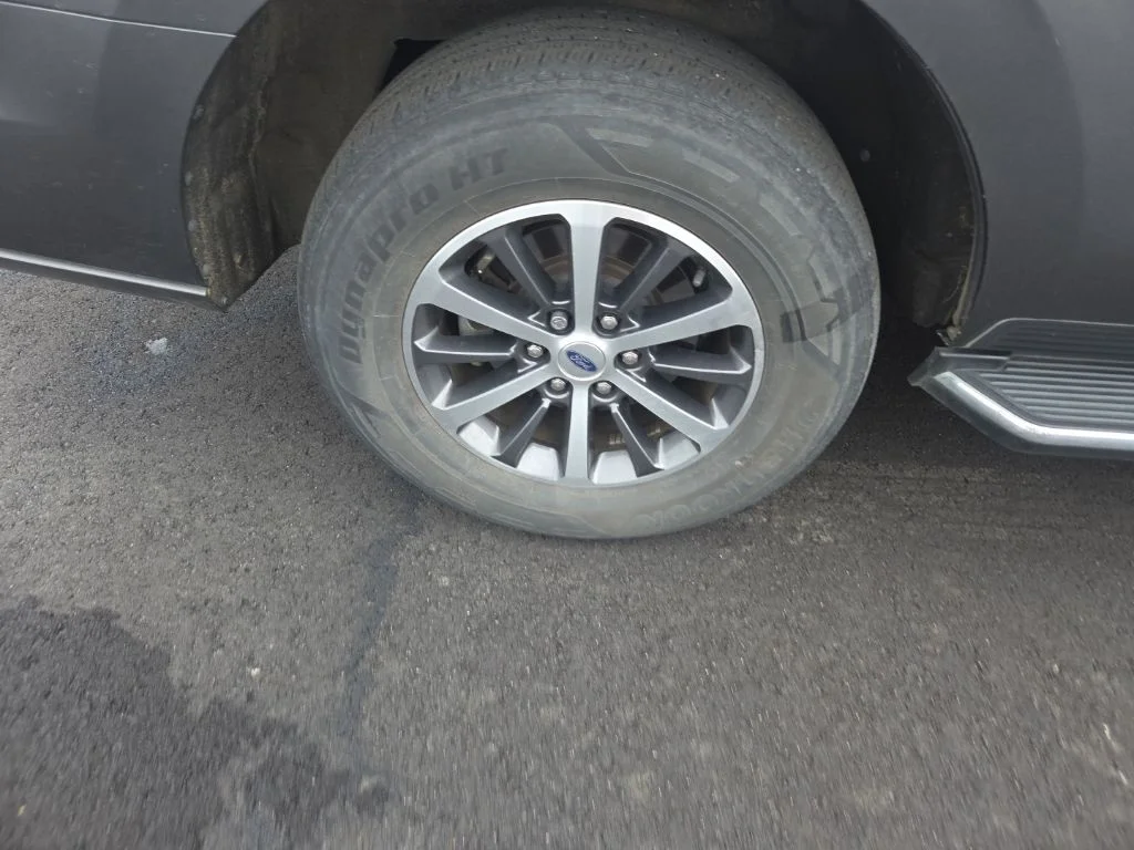Used 2020 Magnetic Ford XLT image 15