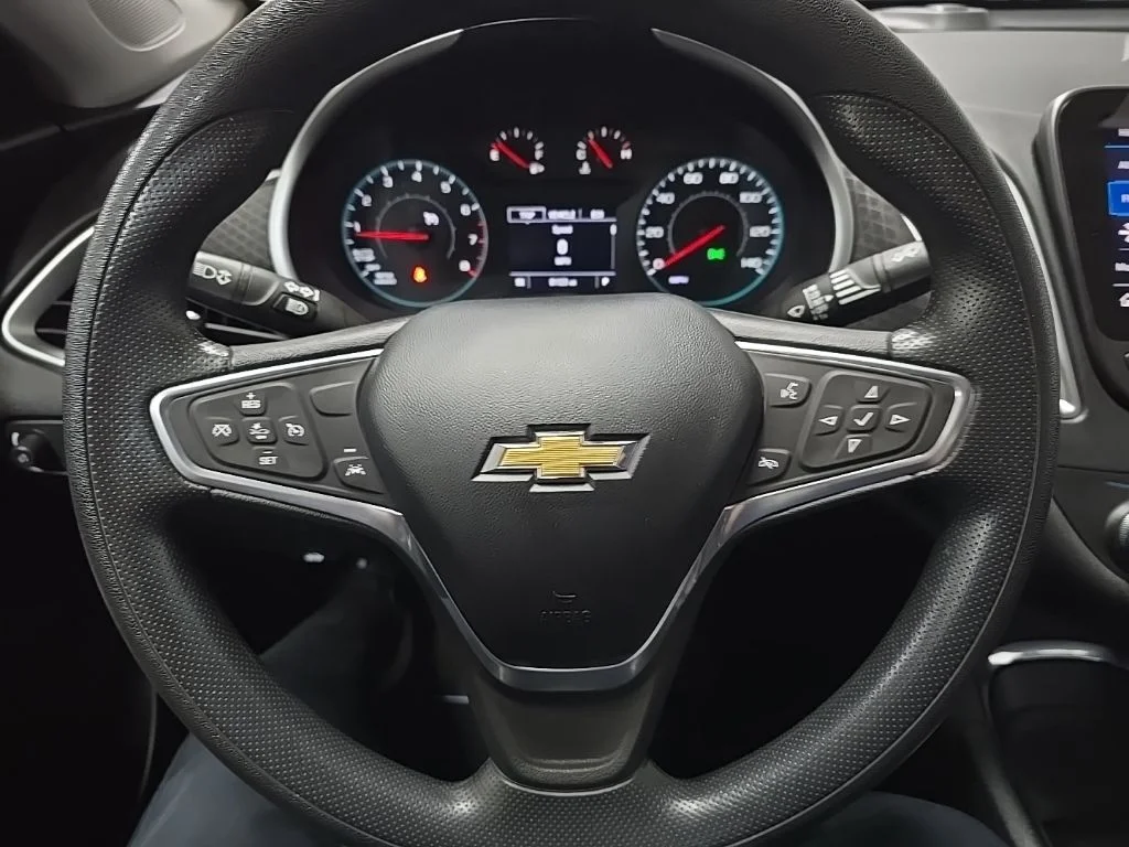 Used 2023 Black Chevrolet LT image 18