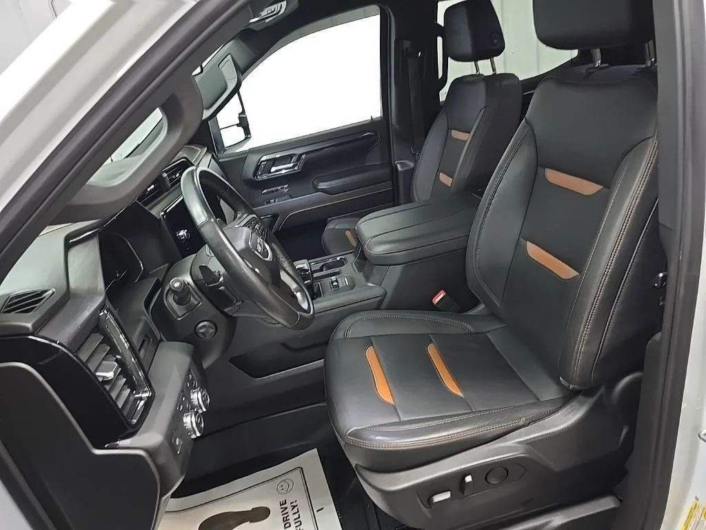 Used 2023 Summit White GMC AT4 image 30