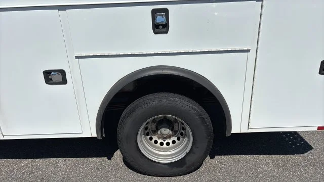 Used 2018 White Mercedes-Benz Cab Chassis 144 WB image 36