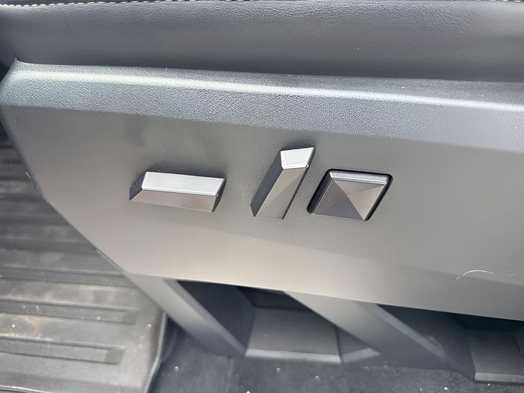 Used 2024  Tesla Cyberbeast image 10
