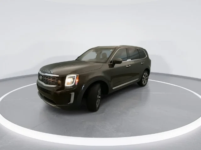 Used 2021 Green Kia S image 8