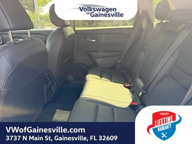Used 2025 Gun Metallic Nissan SL image 11