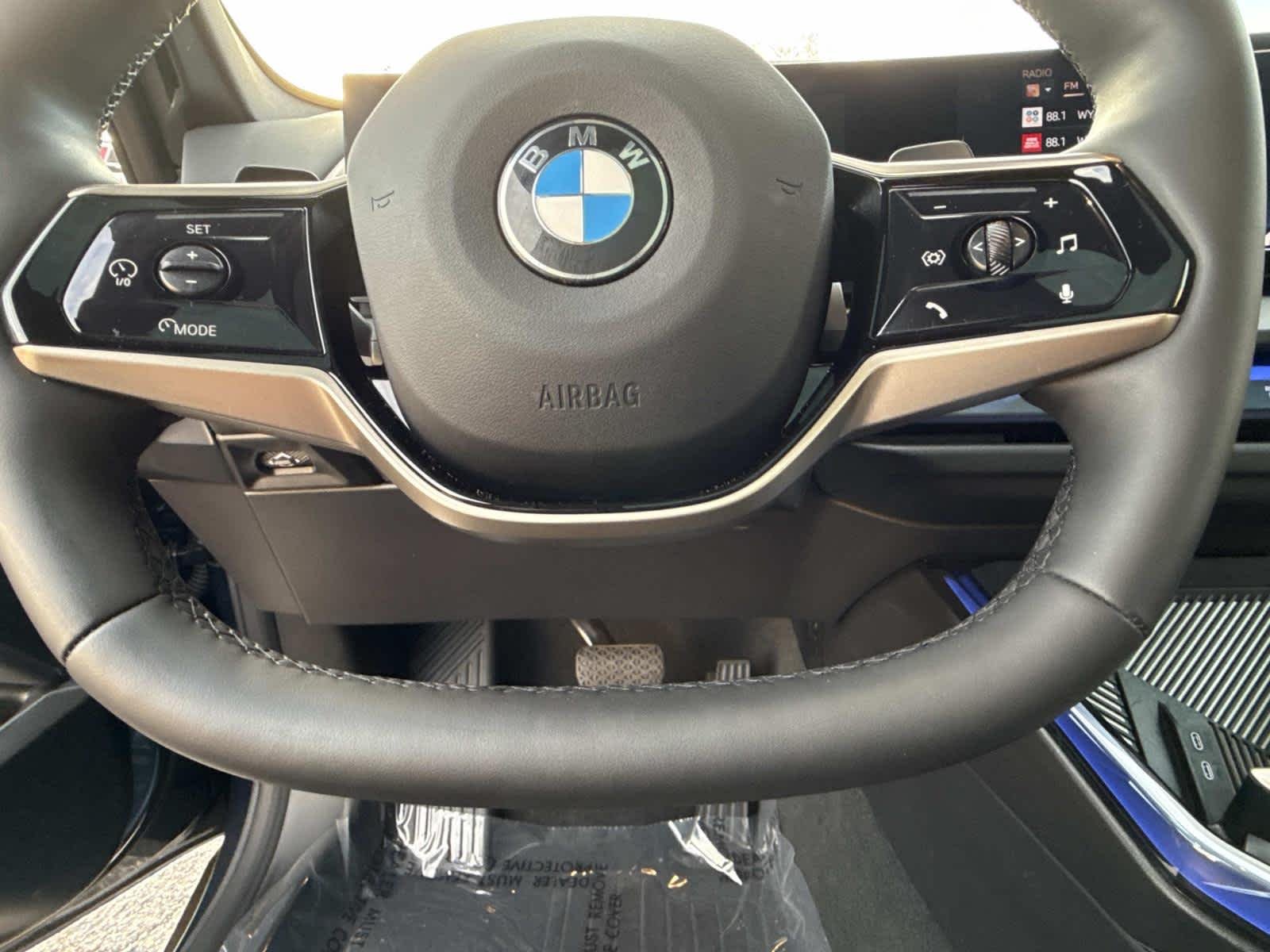 2025 BMW X3 30 - Photo 18