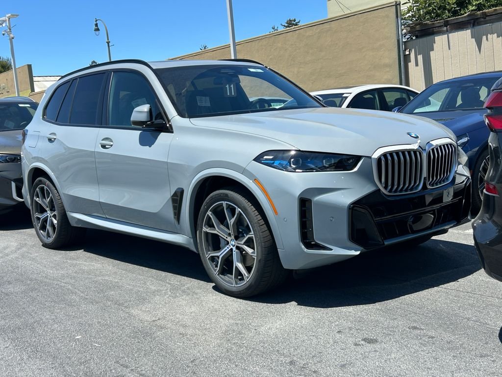 New 2026 Gray Metallic BMW xDrive40i image 2