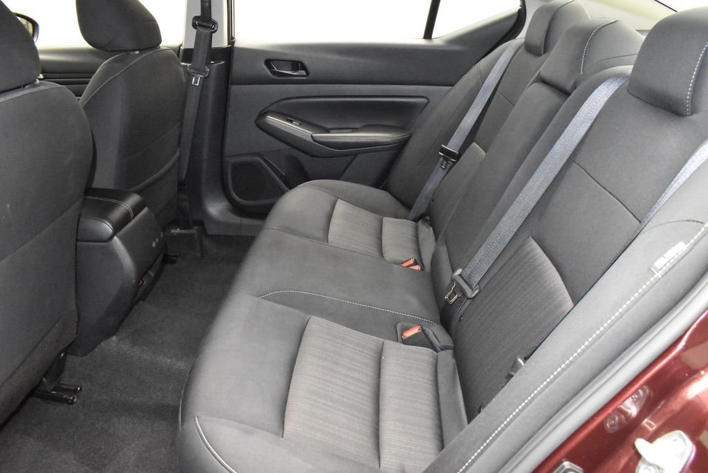 Used 2024  Nissan 2.5 SV image 33
