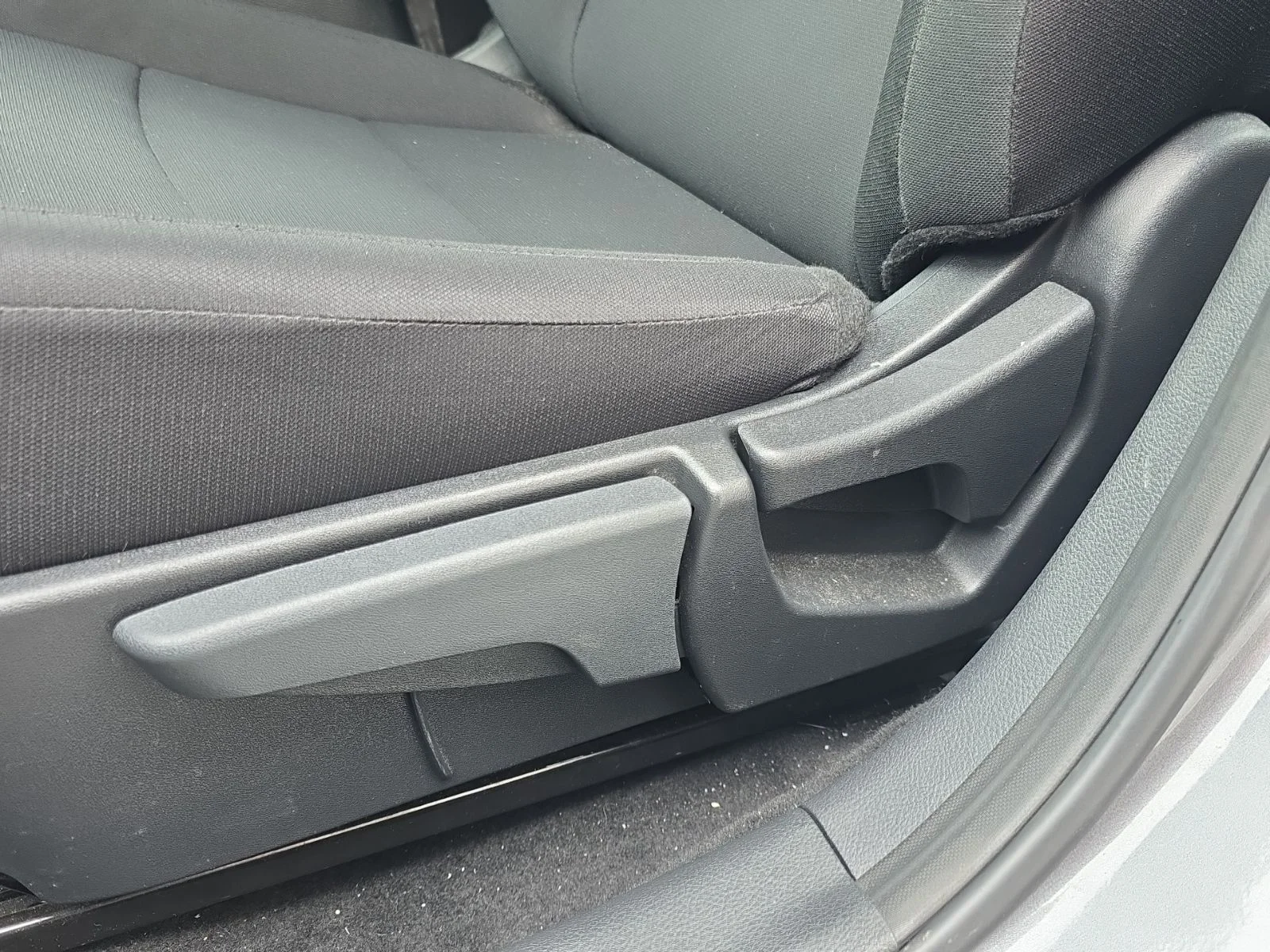 Used 2025 Gray Nissan S image 33