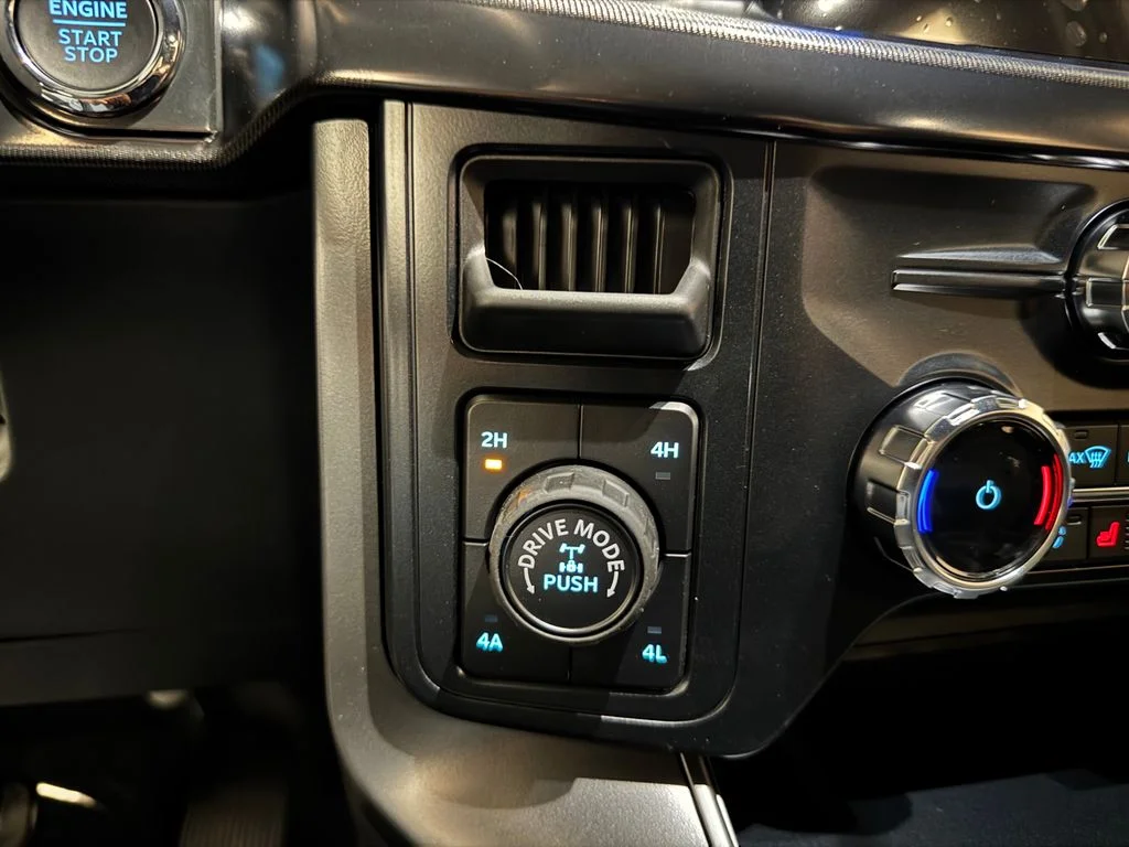 New 2026 Gray Ford Lariat image 30