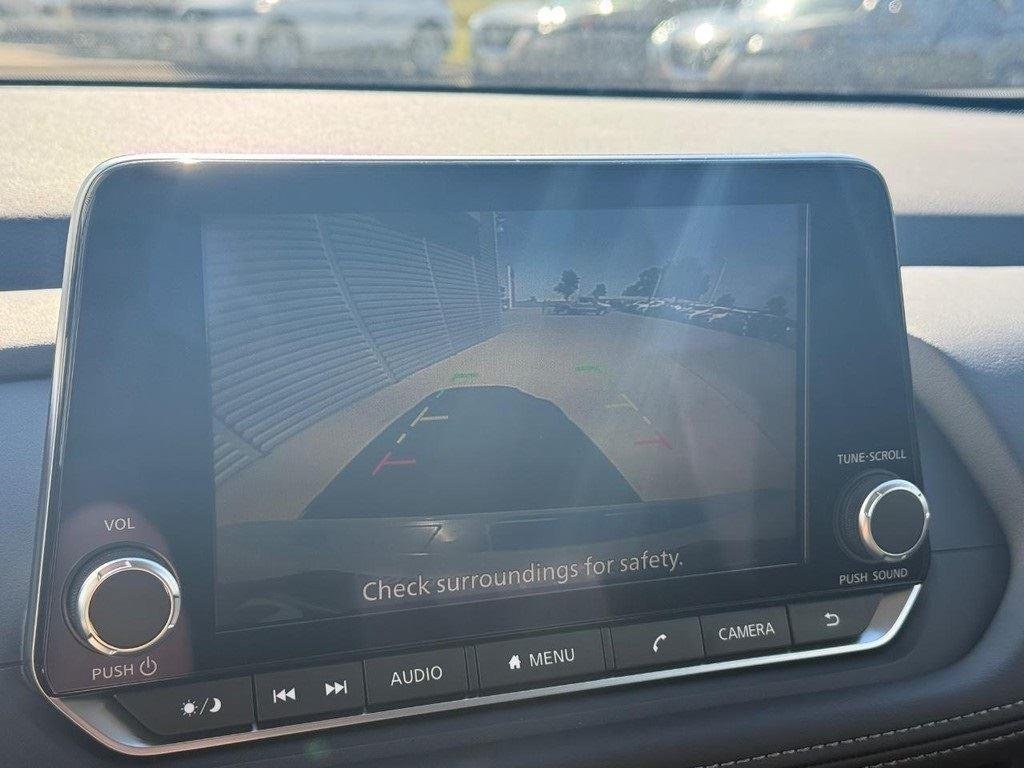 2026 Nissan Rogue SV - Photo 2