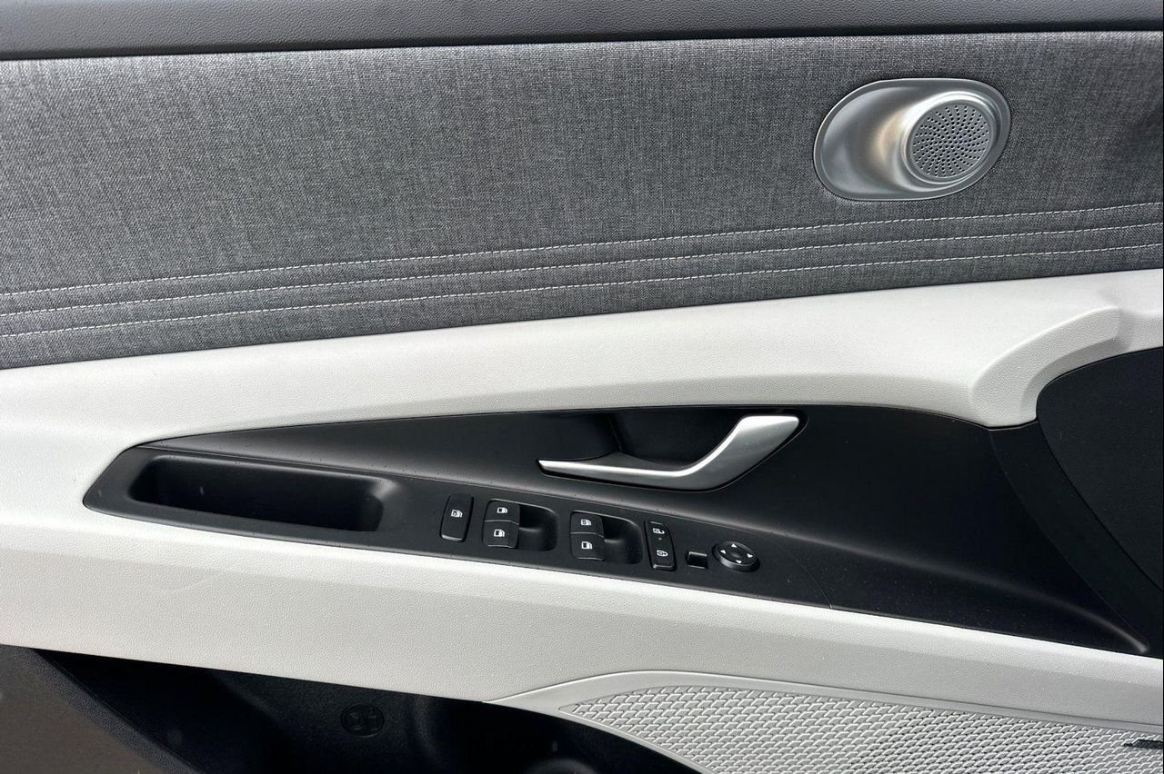New 2026 Gray Hyundai Limited image 10