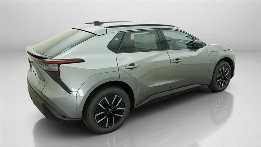 New 2026 Heavy Metal Toyota XLE image 24