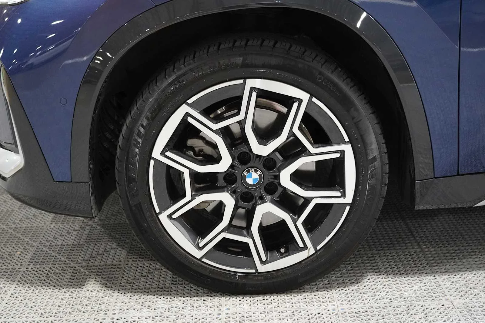 Used 2025 Phytonic Blue Metallic BMW xDrive28i image 8