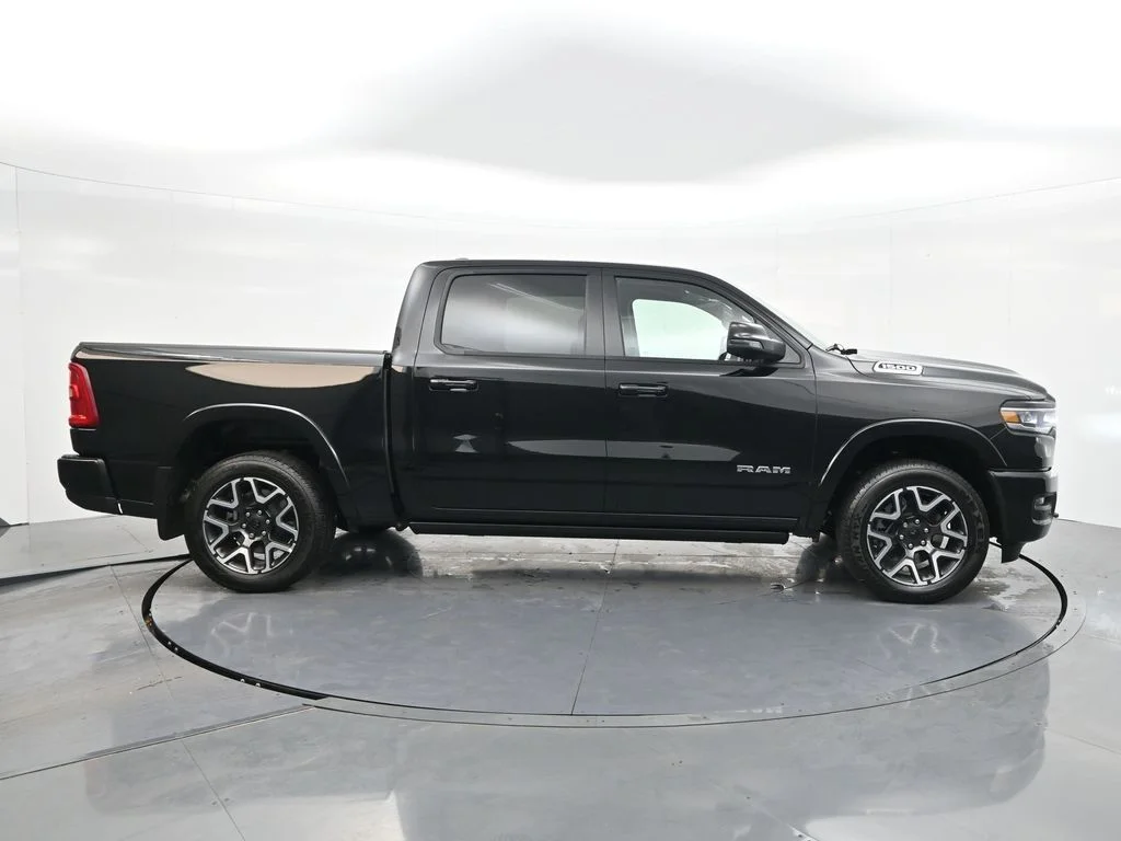 2026 RAM 1500 Laramie - Photo 6