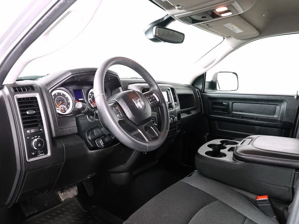 Used 2021 Silver Ram Tradesman image 10