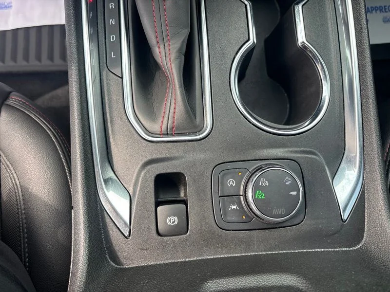 Used 2023 Gray Chevrolet RS image 44