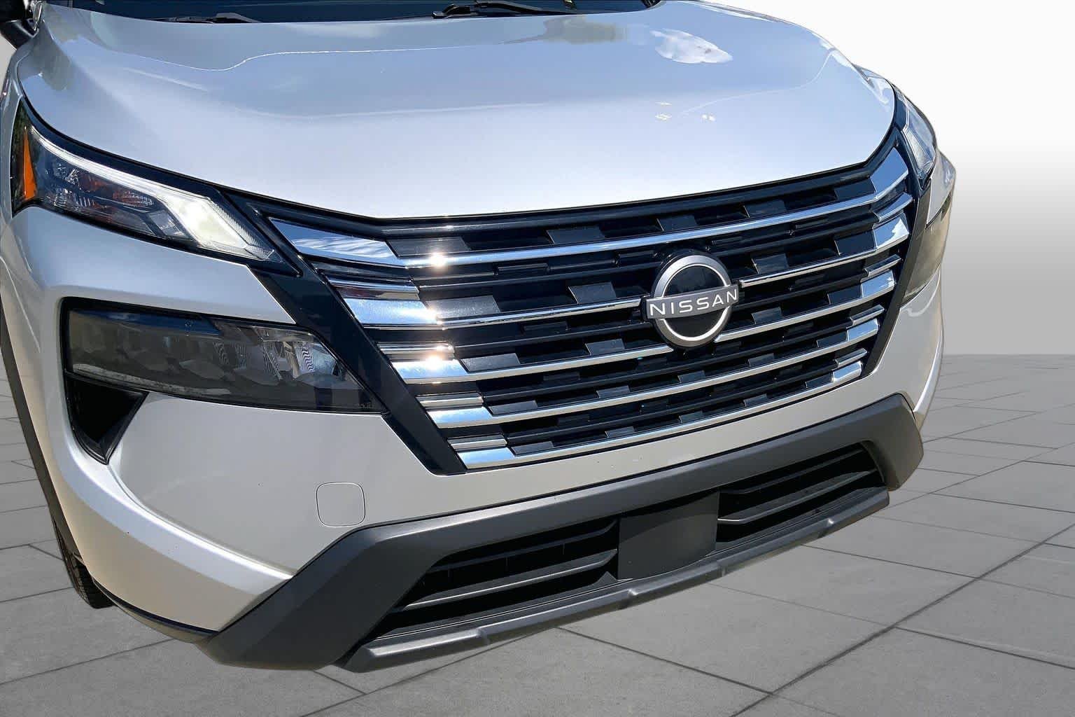 Used 2024 Brilliant Silver Metallic Nissan S image 30