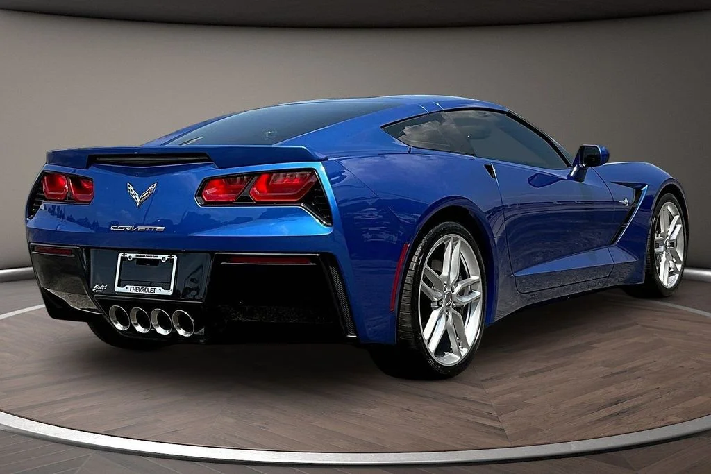 Used 2019 Blue Chevrolet Stingray image 5