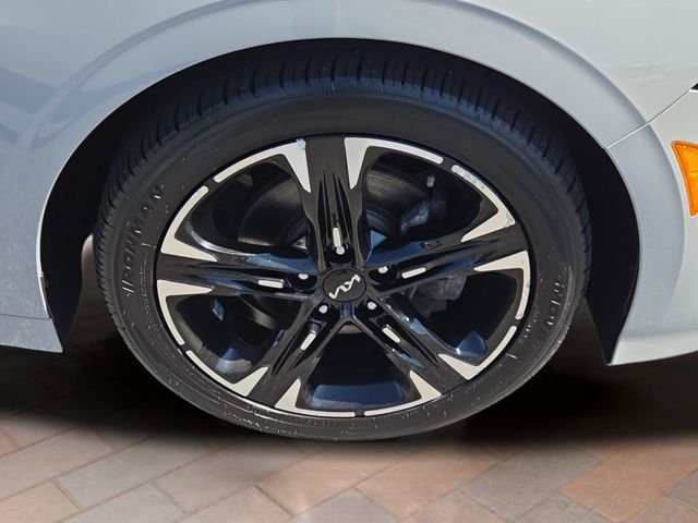 Used 2022 Gray Kia GT-Line image 23