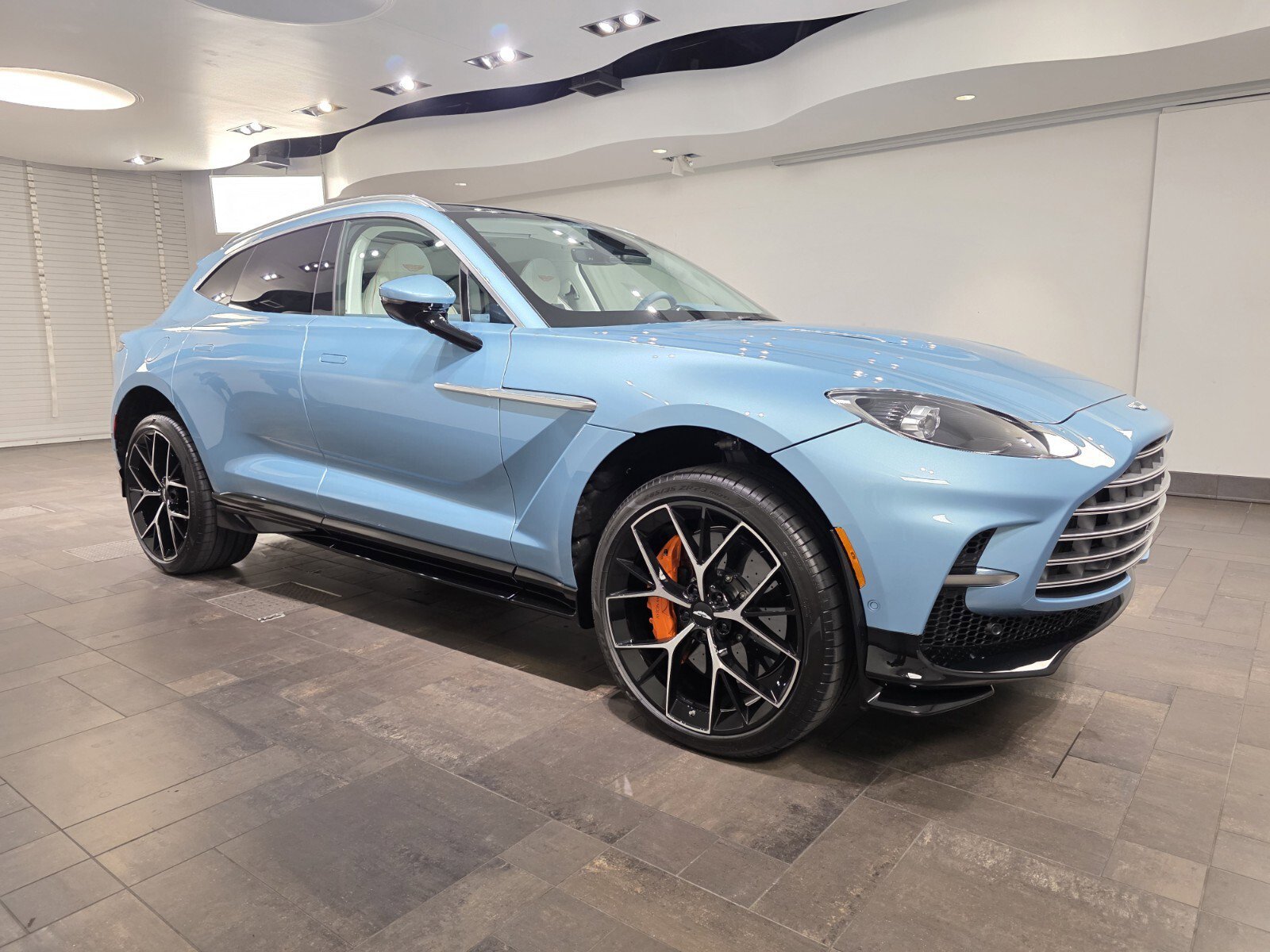 2026 Aston Martin DBX 707