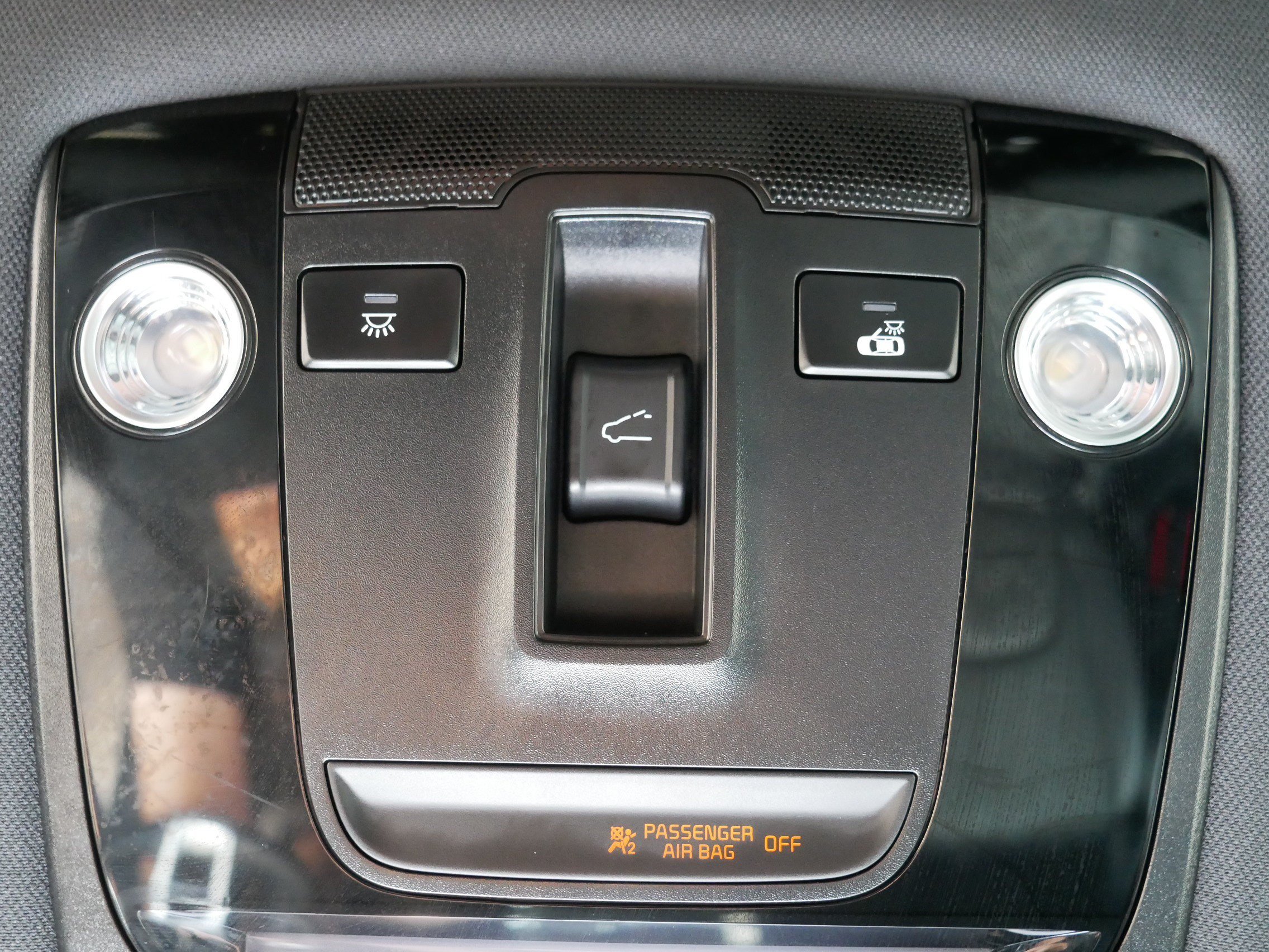 Used 2023 Wolf Gray Kia X-Line image 33