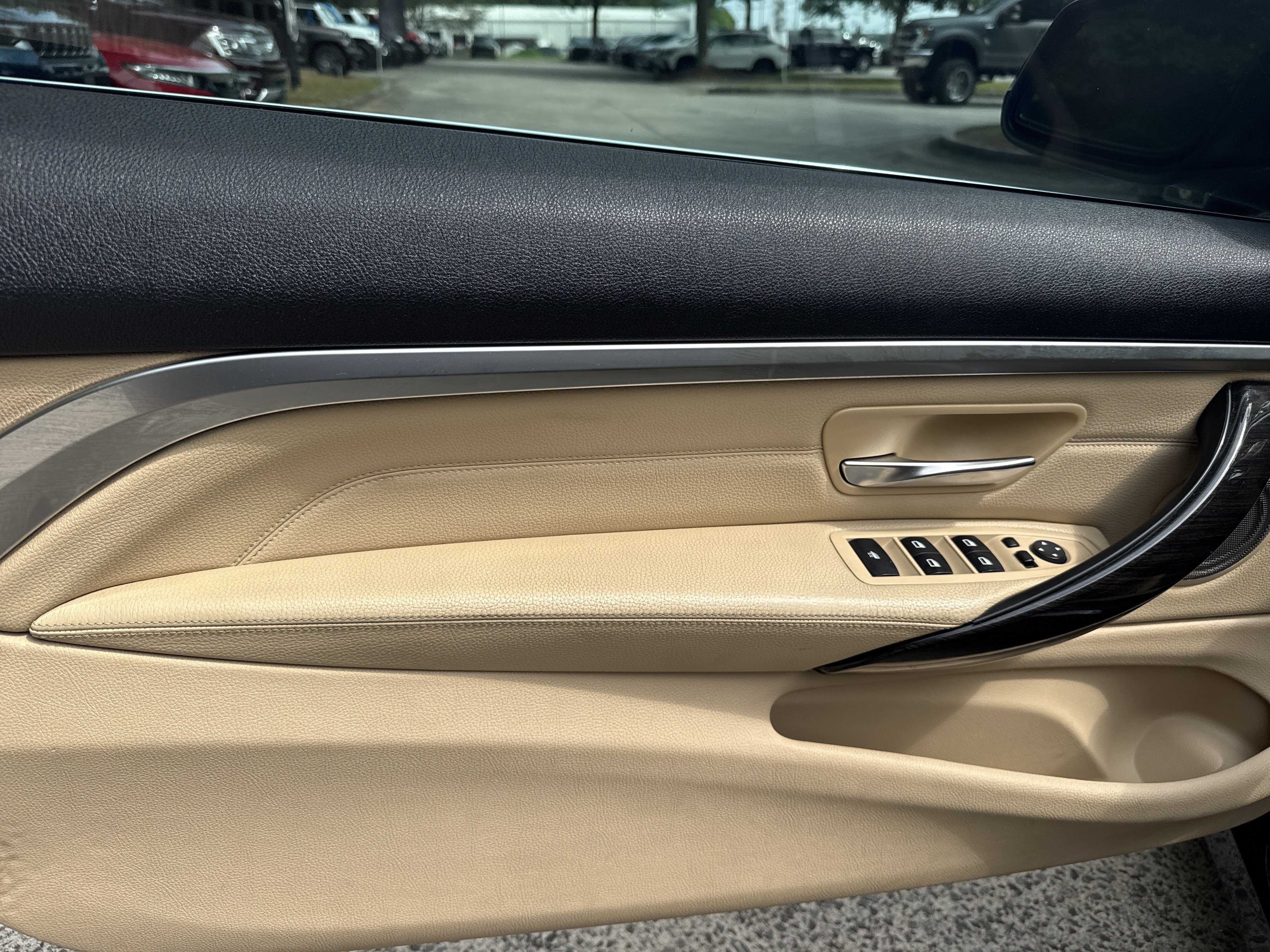 Used 2015 Black Sapphire Metallic BMW 428i image 10