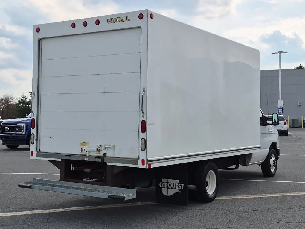Used 2019 Oxford White Ford  image 3
