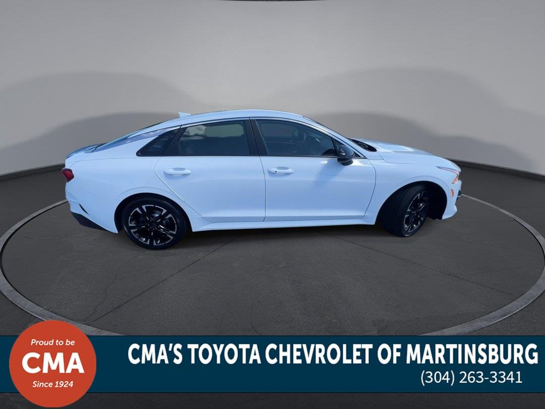 Used 2024 Glacial White Pearl Kia GT-Line image 9