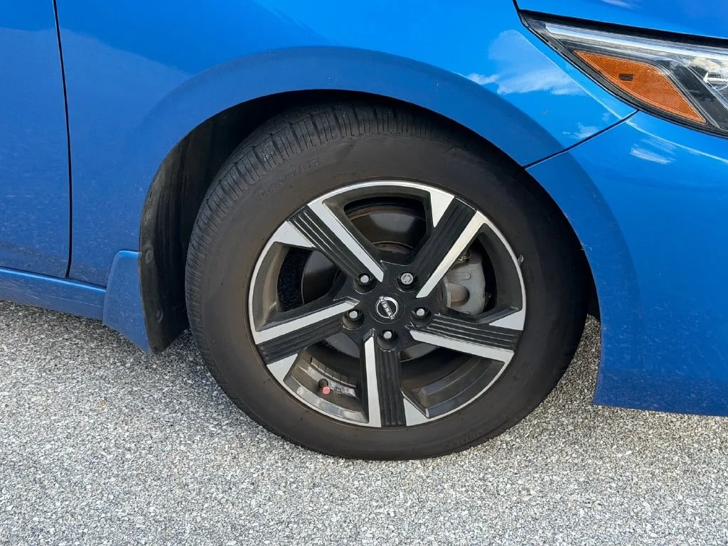Used 2024 Blue Nissan SV image 9