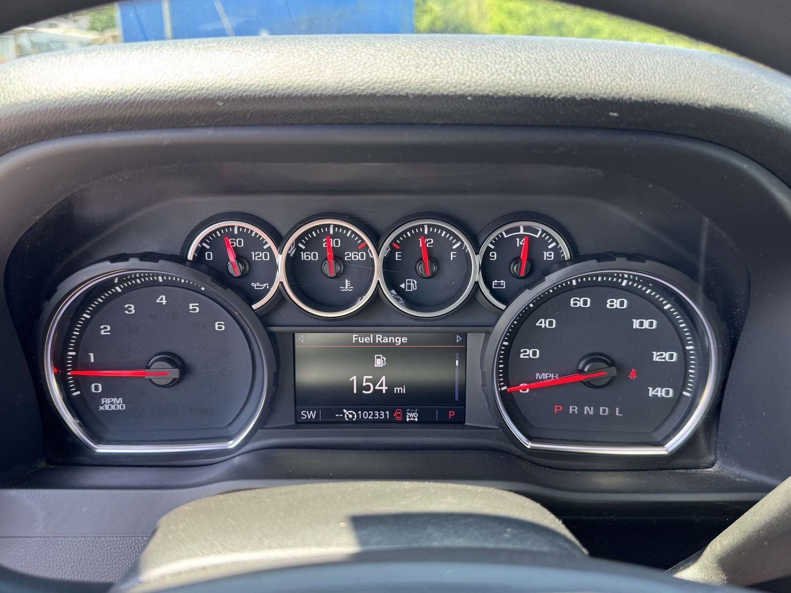 Used 2022 Silver Ice Metallic Chevrolet Custom image 14