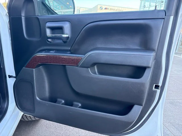 Used 2016 SUMMIT WHITE GMC SLE image 15