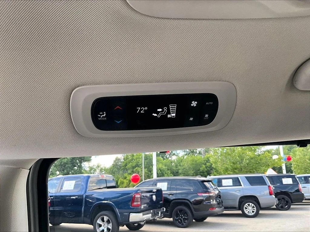 Used 2024 Silver Chrysler Touring L image 35