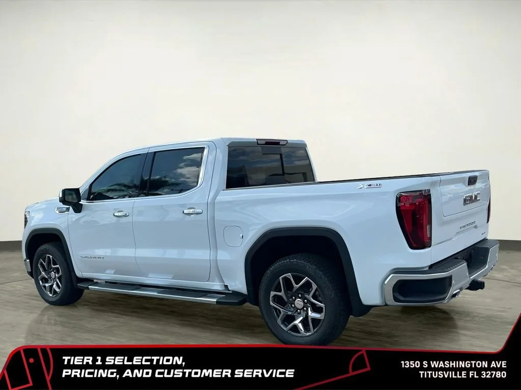 New 2026 Glacier White Tricoat GMC SLT image 4