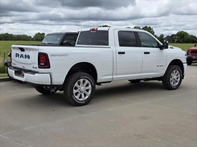 New 2026 Bright White Clear-Coat Exterior Paint RAM Big Horn image 3