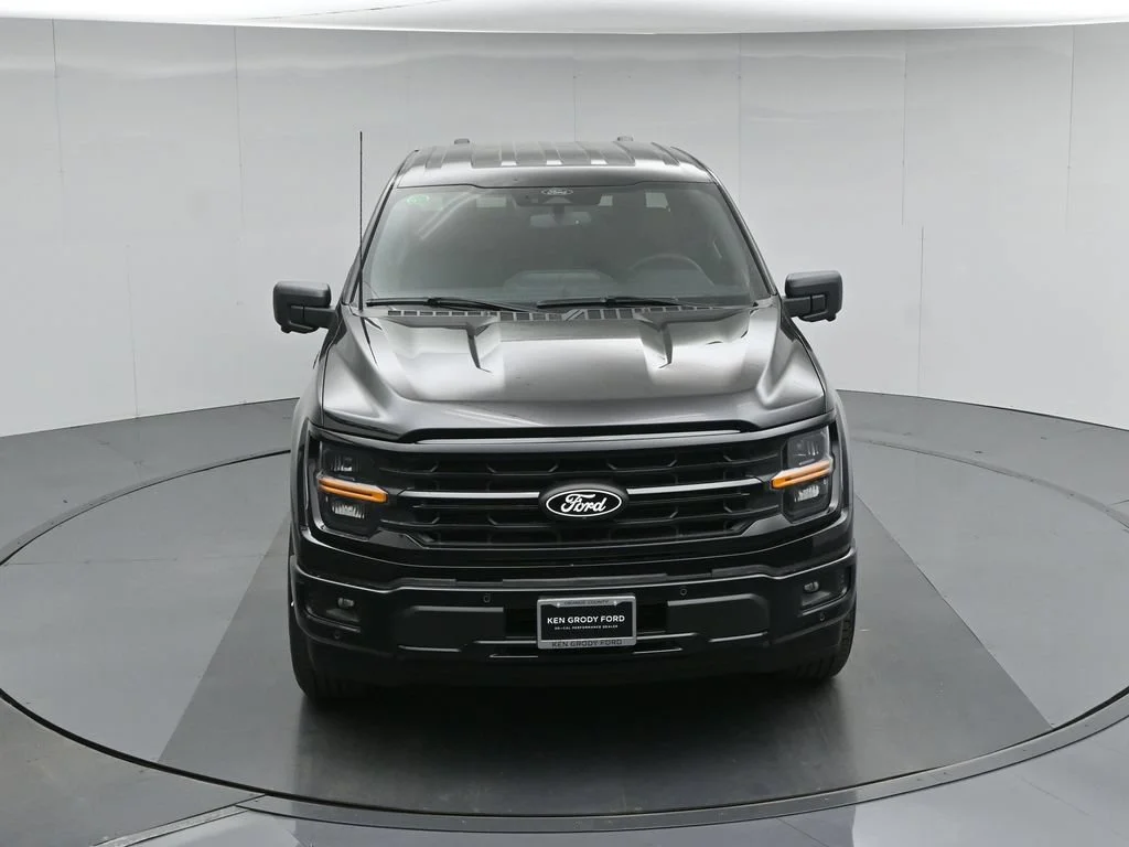 New 2026 Agate Black Metallic Ford XLT image 41