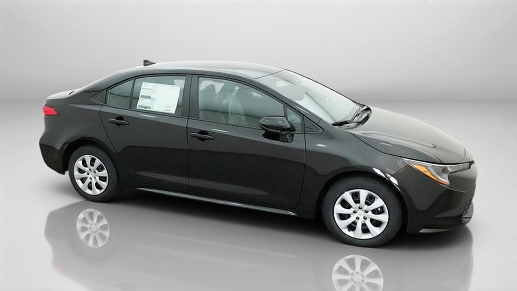 New 2027 Inked Toyota LE image 6