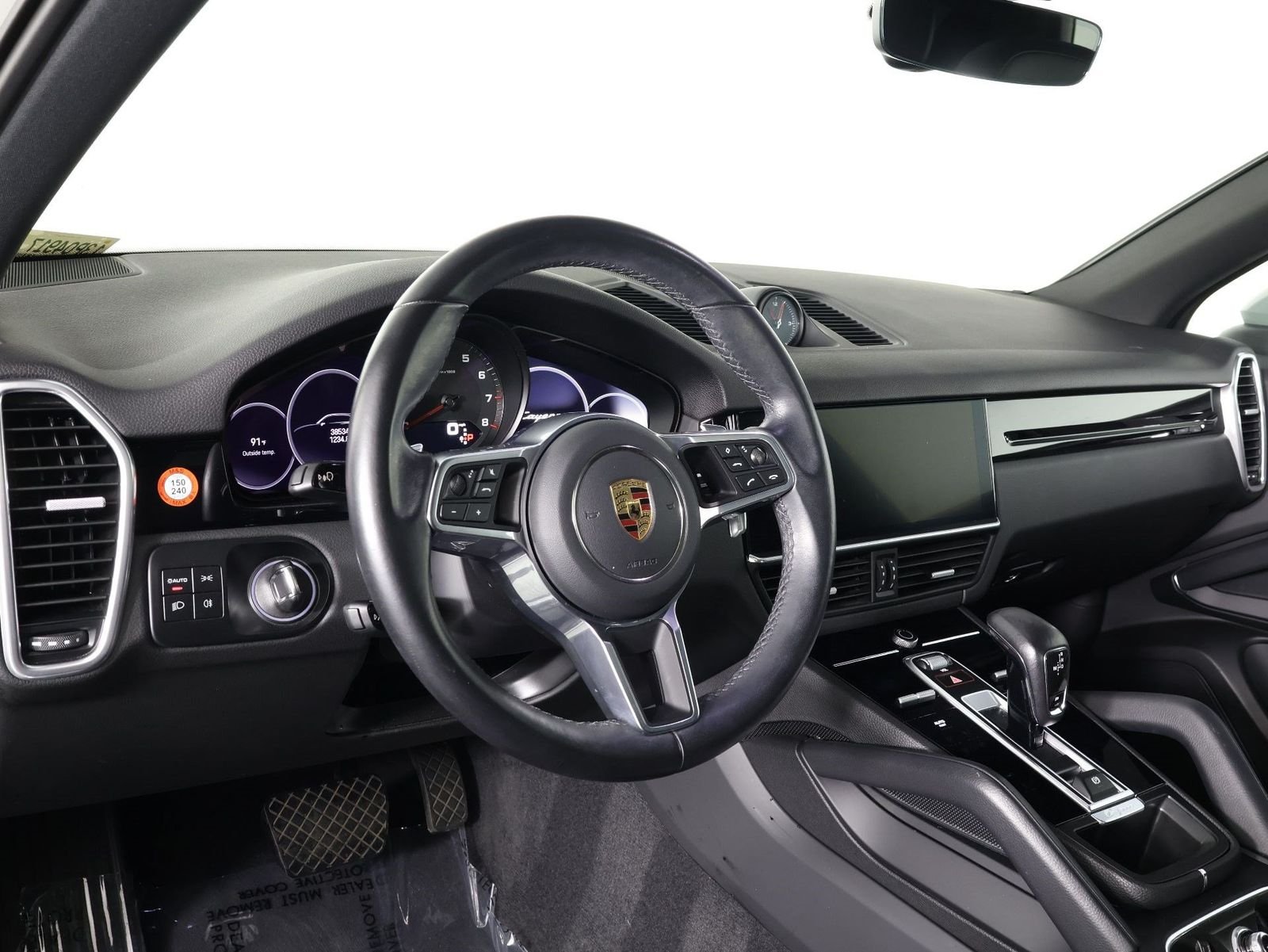 Certified Used 2023 Chalk Porsche  image 4