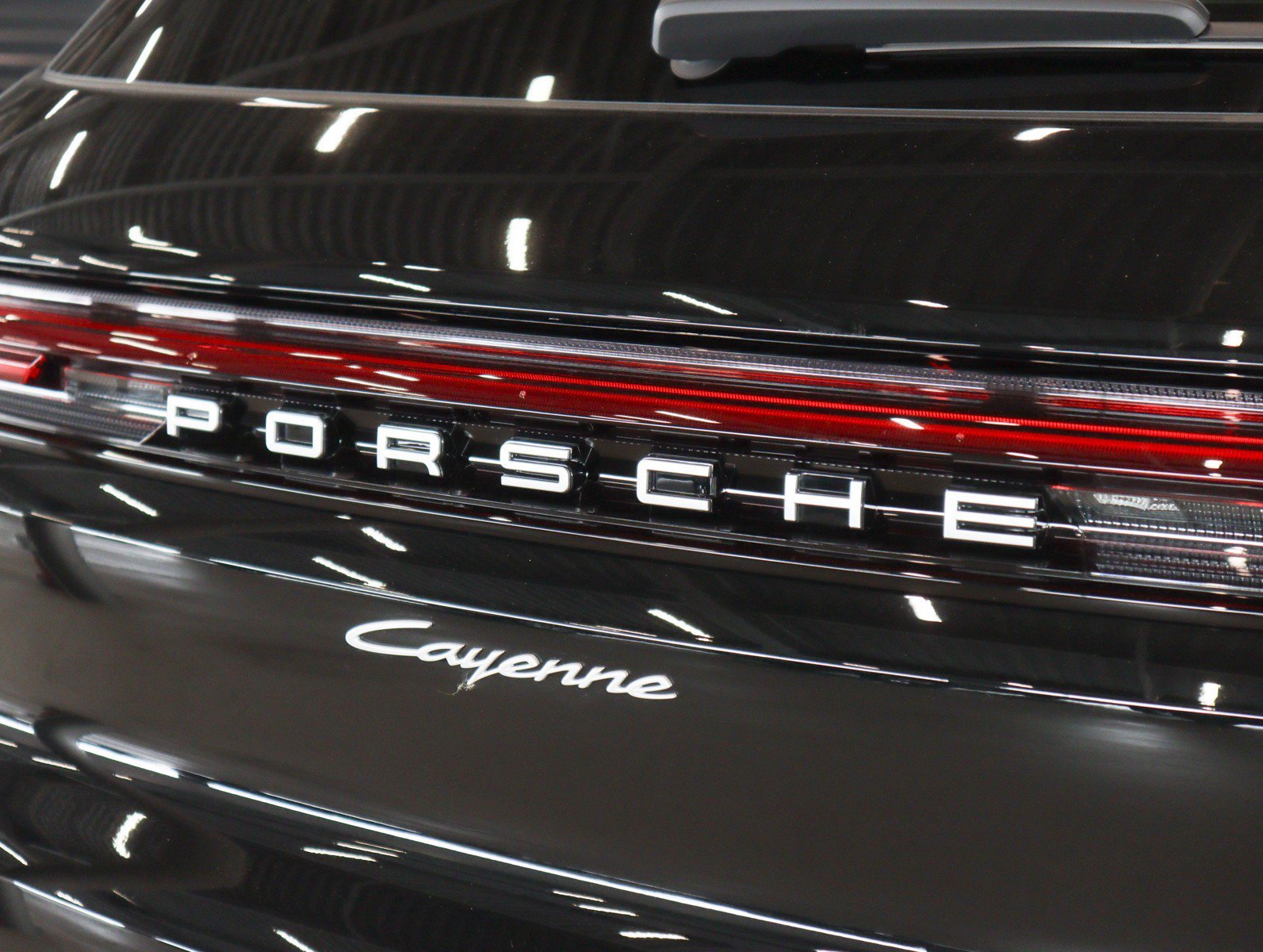 New 2026 Chromite Black Metallic Porsche  image 32