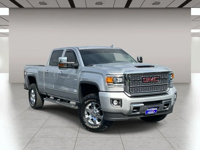 Used 2018 Silver GMC Denali image 1