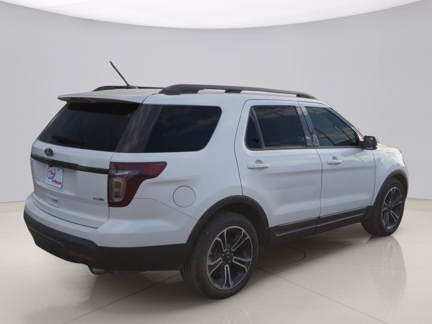 Used 2015 White Ford SPORT image 5