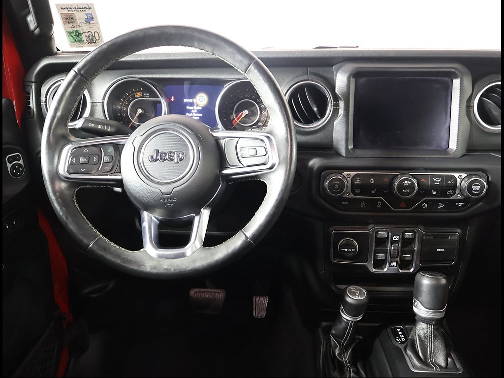 Used 2019 RED Jeep Sahara image 8