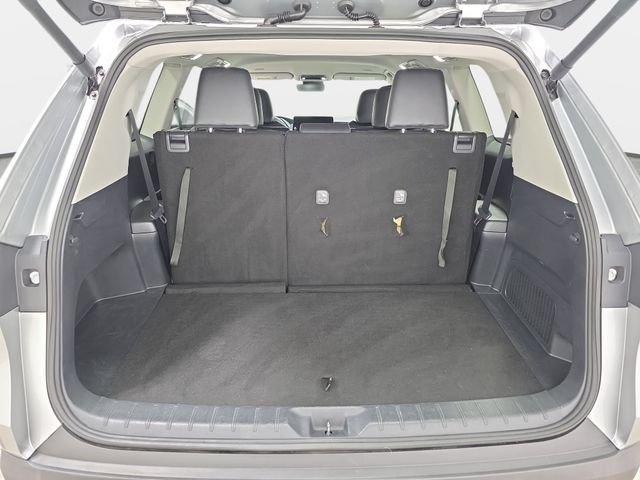 Certified Used 2025 Silver Toyota XLE image 31