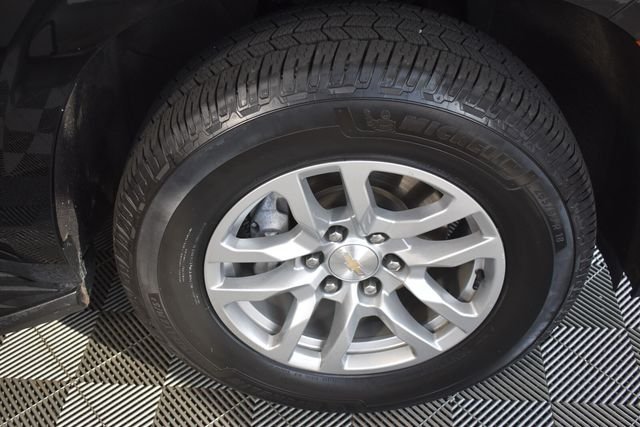 Used 2023 Black Chevrolet LT image 12