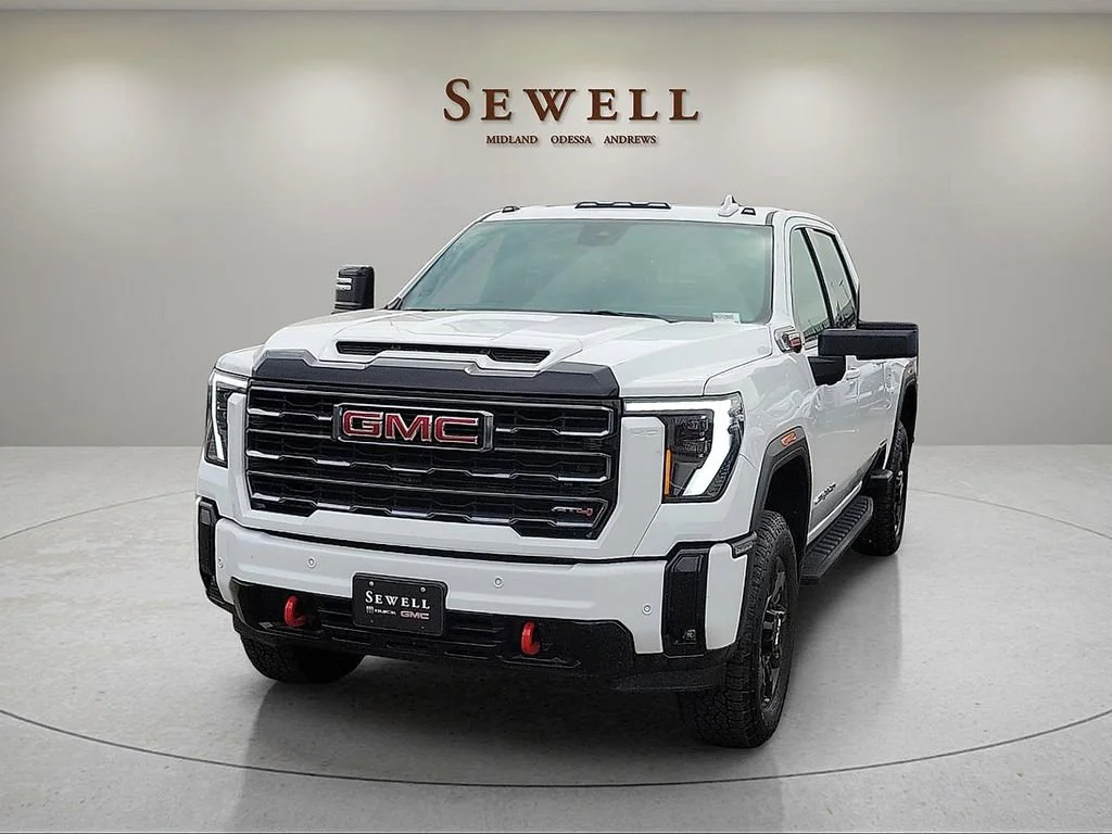 2025 GMC Sierra 4WD Crew Cab Standard Box AT4's photo
