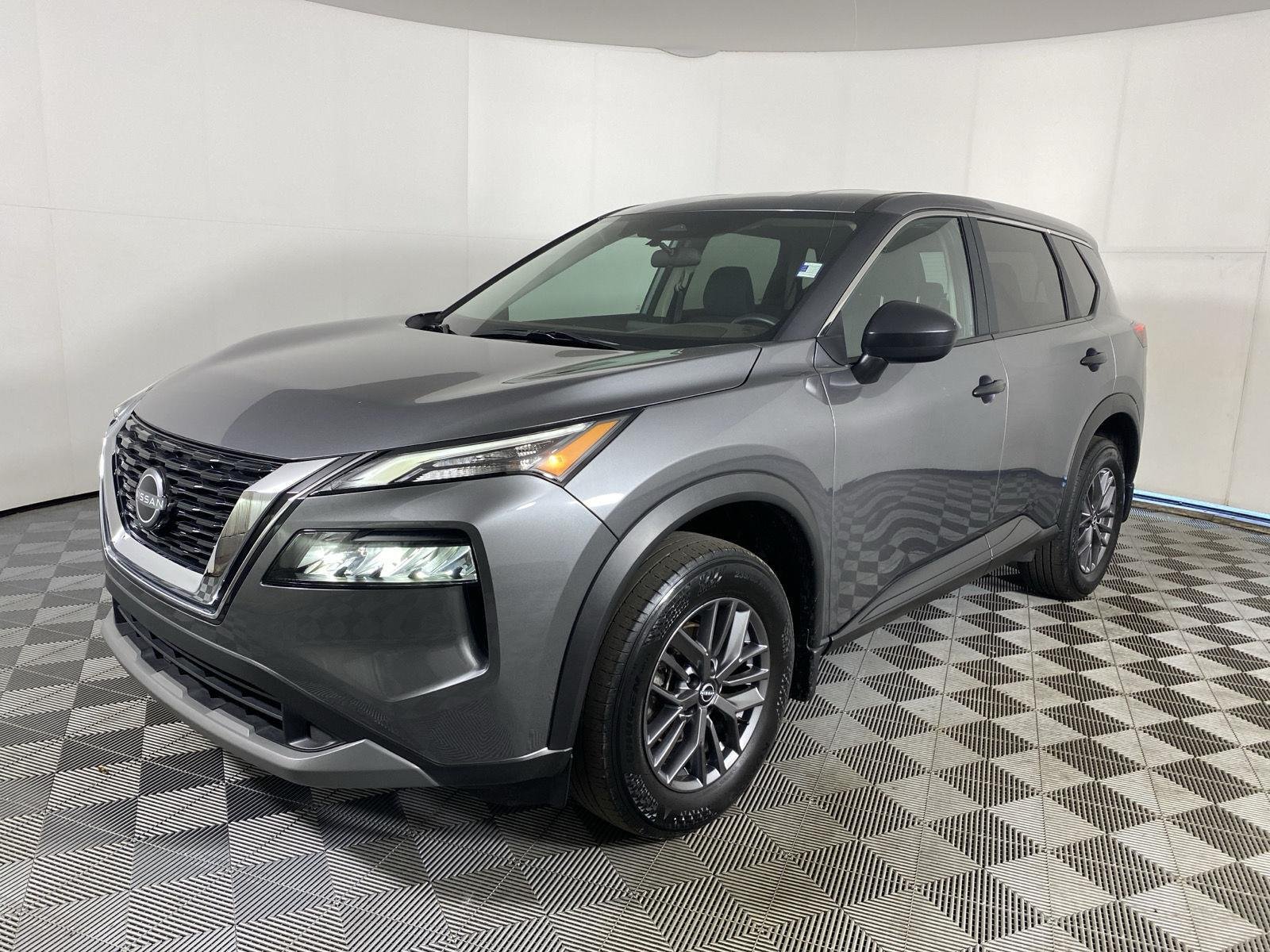 Used 2023 Gun Metallic Nissan S image 3