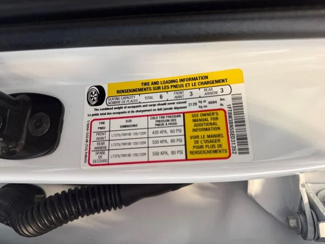 Certified Used 2025 Oxford White Ford XLT image 24
