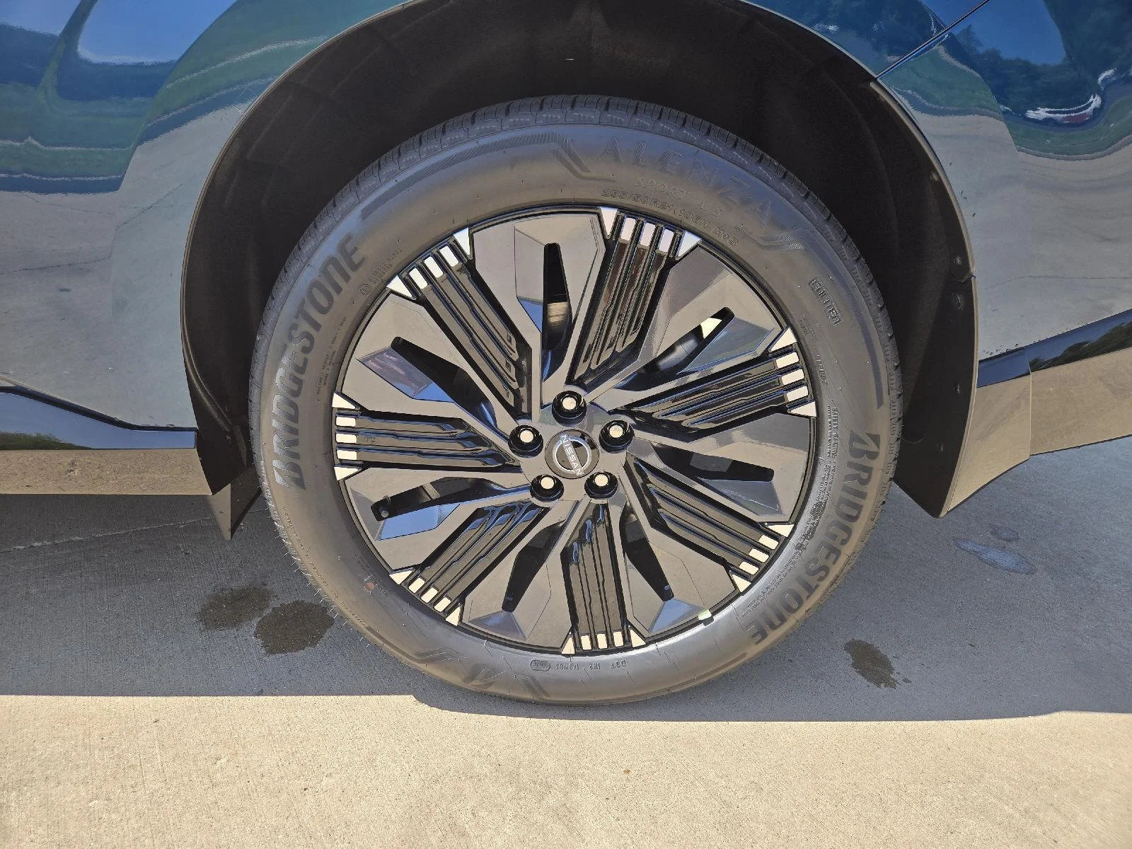 New 2026 Aurora Blue Pearl Metallic/Super Black Nissan Platinum image 9