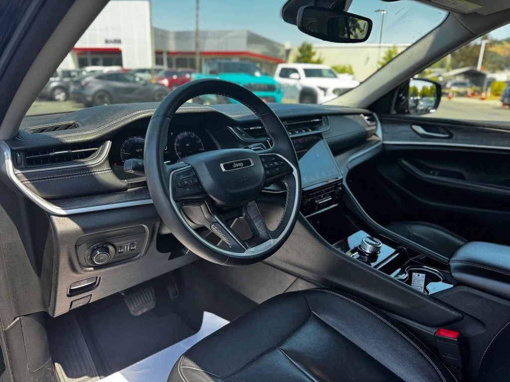 Used 2023 Black Jeep Limited image 6