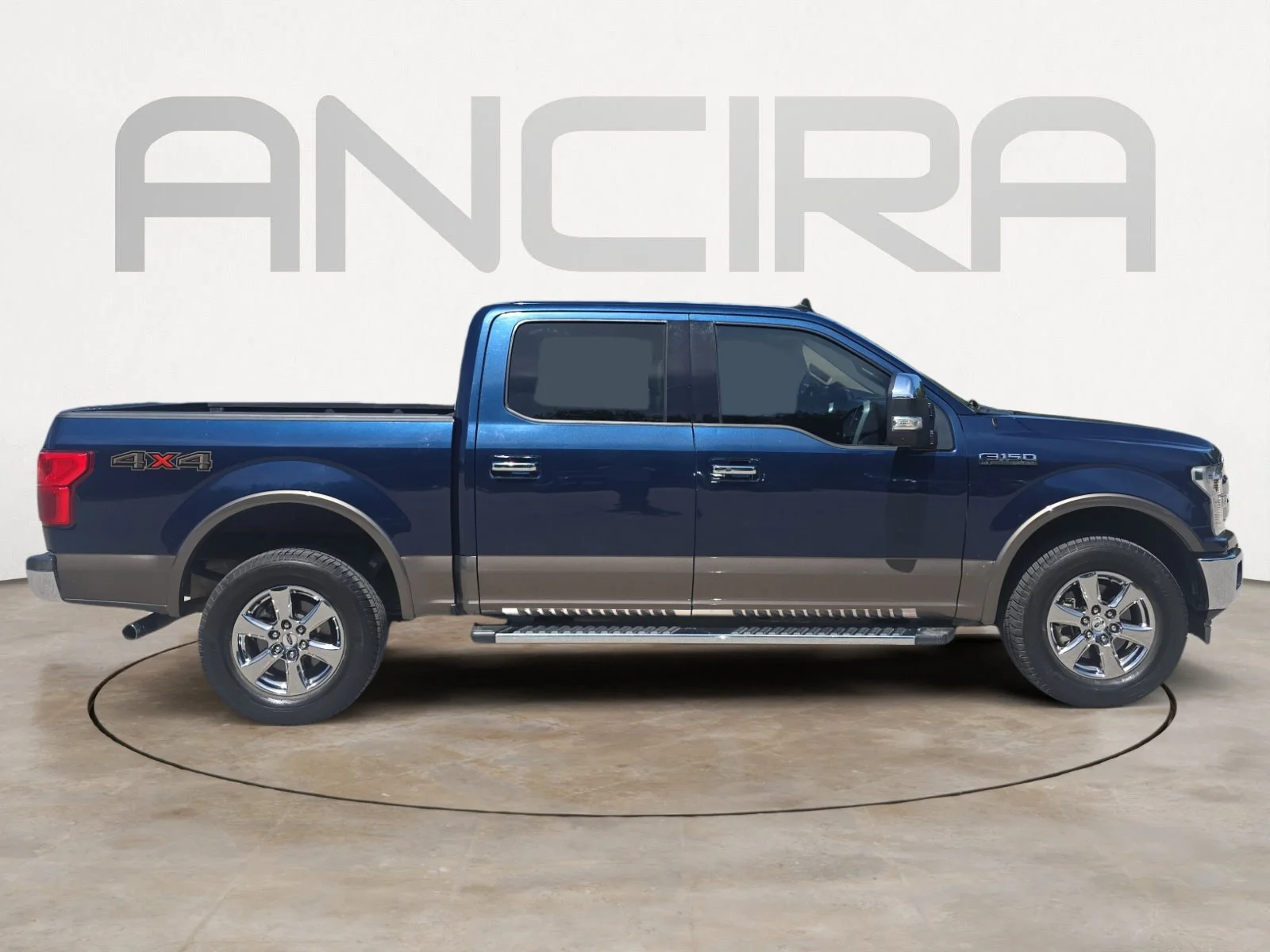 Used 2019 Agate Black Metallic Ford LARIAT image 11