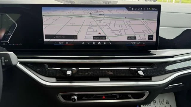 Used 2024 Black BMW xDrive40i image 84