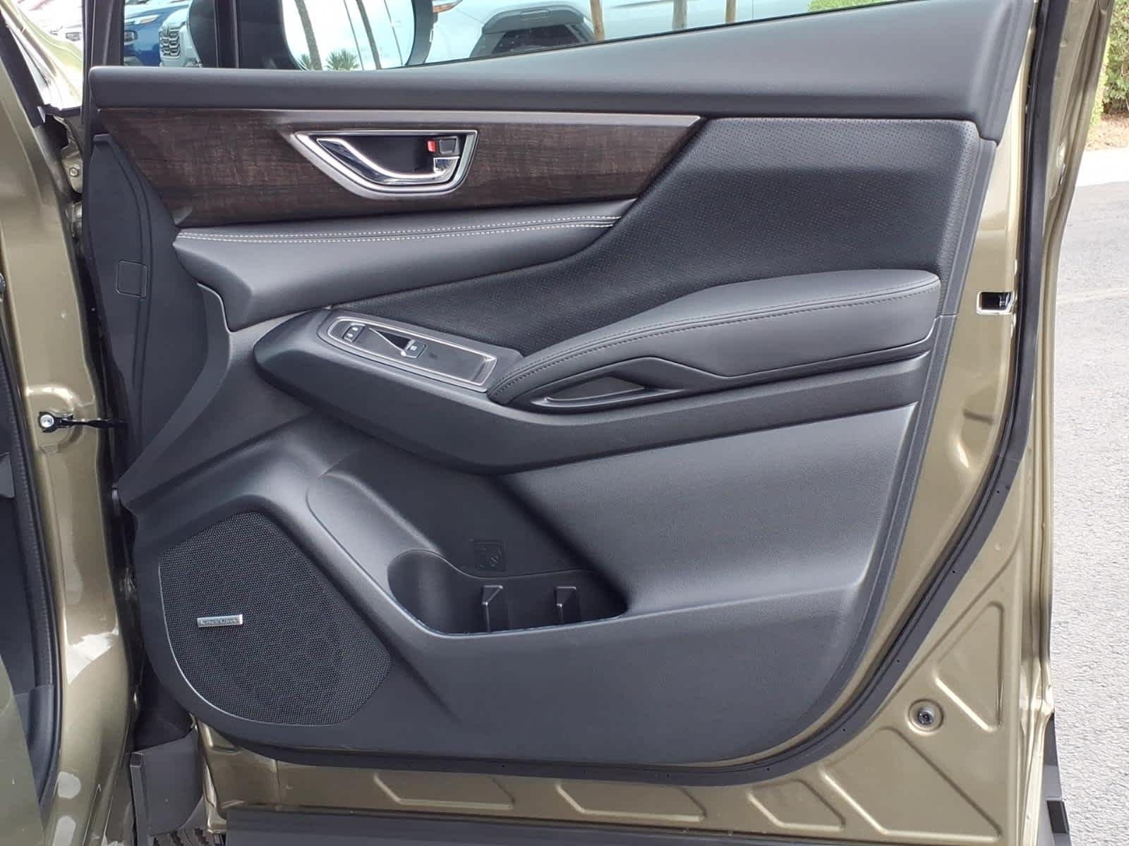 New 2026 AUTUMN GREEN METALLIC Subaru Touring 7-Passenger image 16